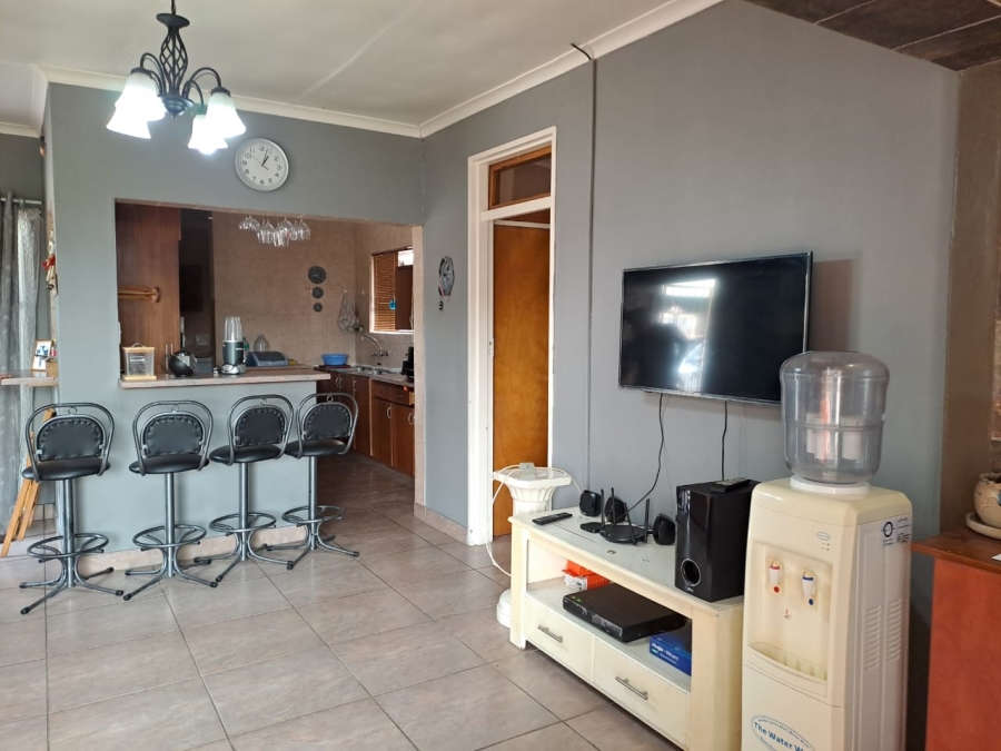 3 Bedroom Property for Sale in Vredenburg Western Cape